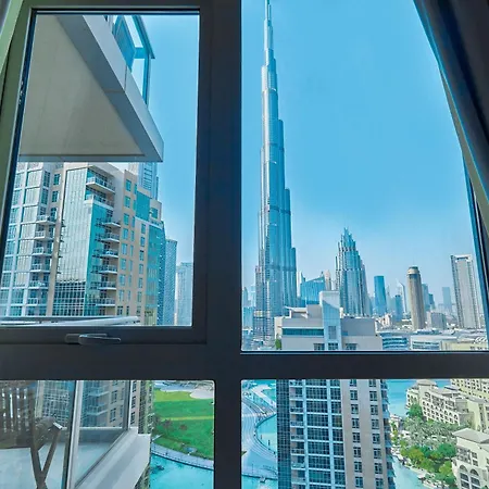 Burj Khalifa Front View & Fountain View Island Paradise 2Br Luxury Apartment Burj Residences Golden Homes Дубай Екстер'єр фото